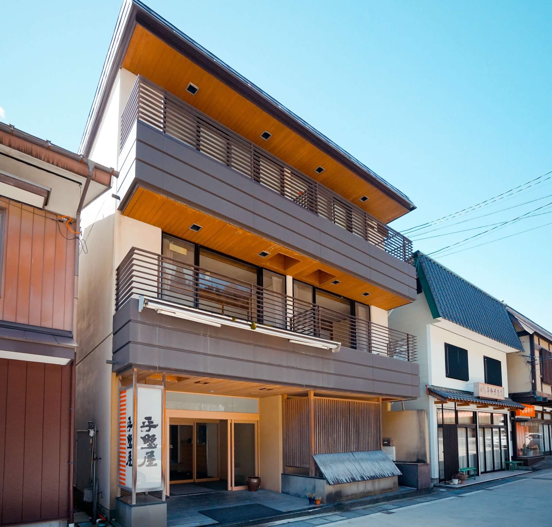 信州高山温泉郷・山田温泉に佇む平野屋旅館