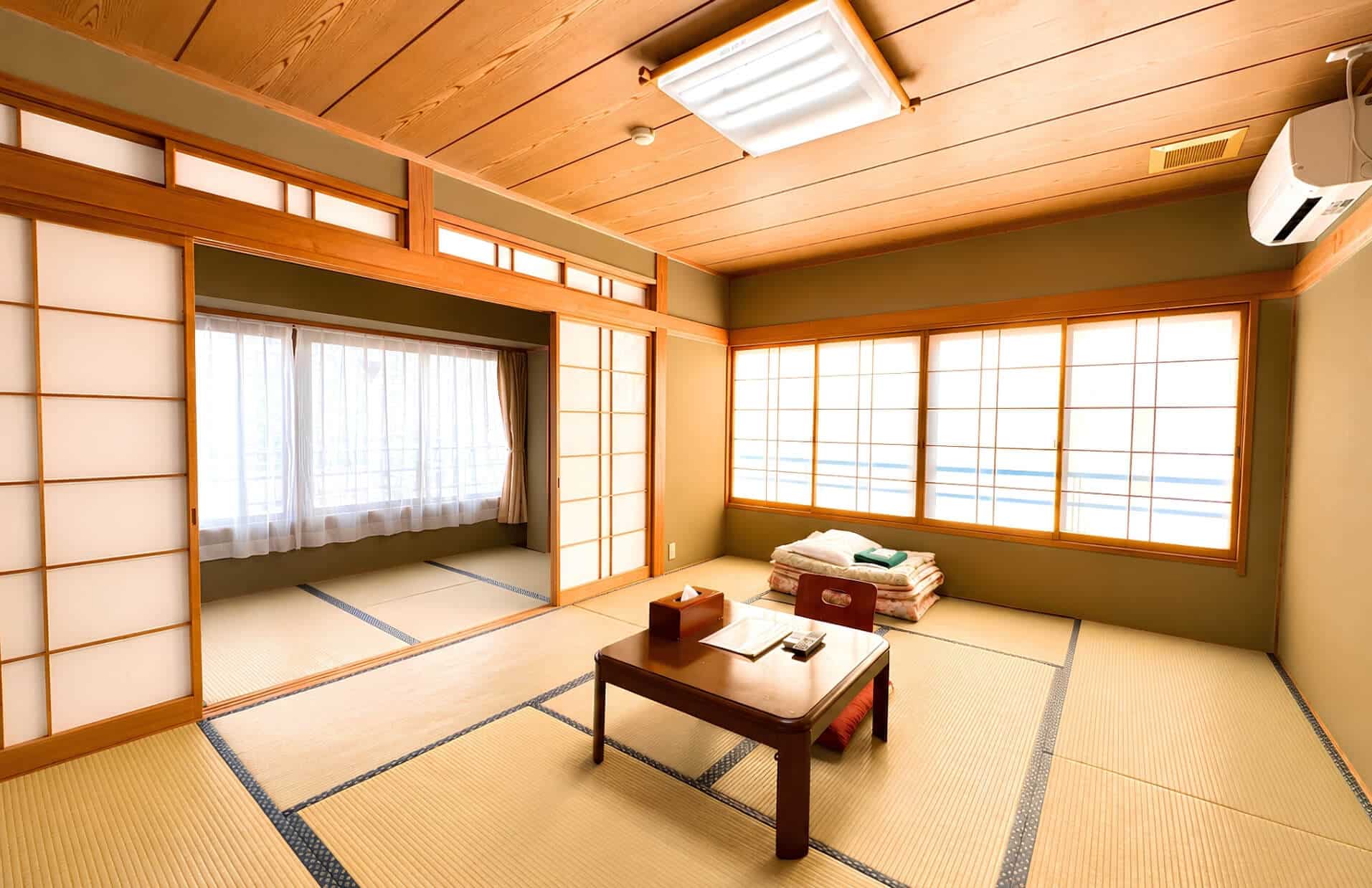 10-tatami Japanese-style room with a spacious window-side seating area